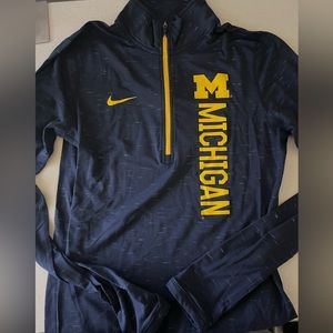 Women's Nike Half Zip SC Interlock Long Sleeve Top